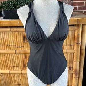 🌊Cupshe women’s one piece swimsuit 🌊